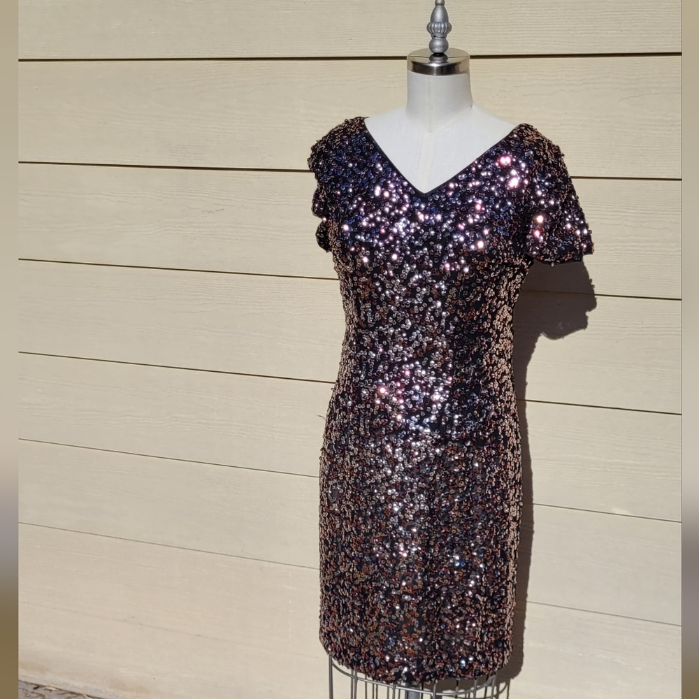 NWT Vince Camuto Sequin Flutter Sleeve Dress